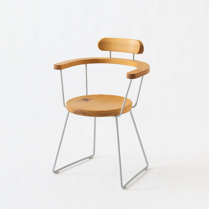 アームチェア（Tevere）/スギ（圧縮板目材 節入り）